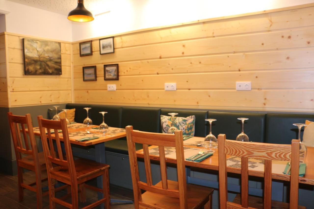 Alianca Cafe & Hostel Angra do Heroísmo Zewnętrze zdjęcie